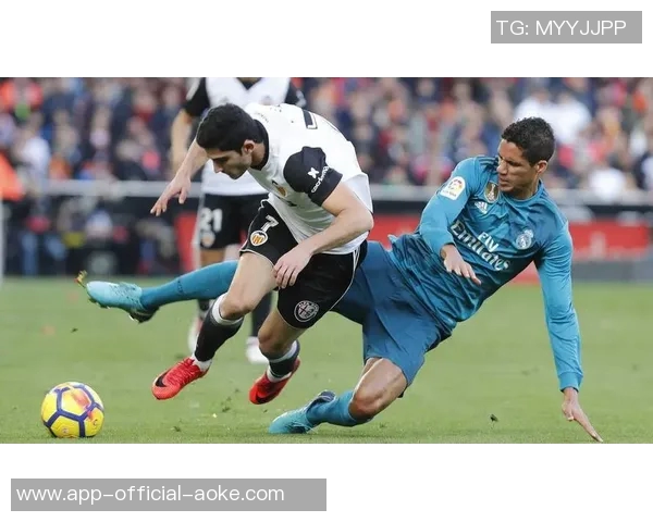 阿斯：加维伤情比官方公告的更为严重，对阵巴黎复出更为现实